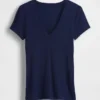 T-shirt moderna con scollo a V