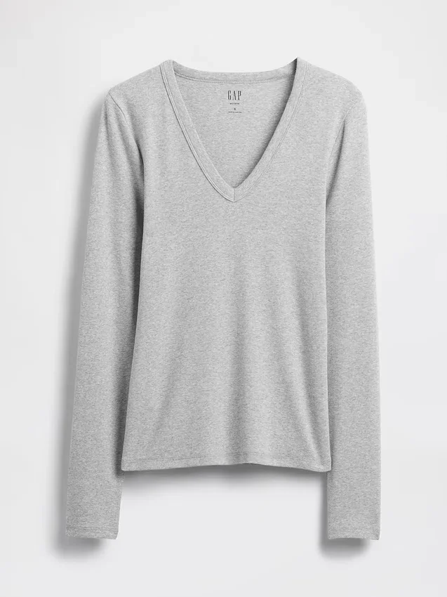 T-shirt moderna con scollo a V