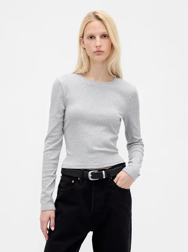 T-shirt moderno