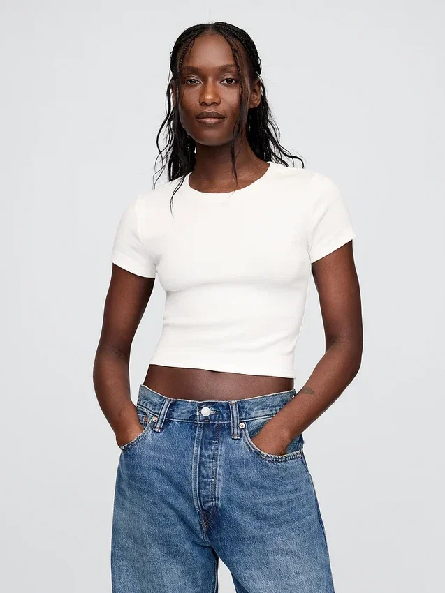T-shirt moderno