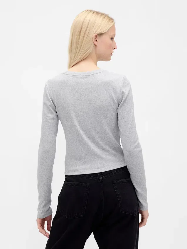 T-shirt moderno