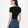 T-shirt moderno