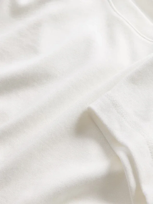 T-shirt moderno