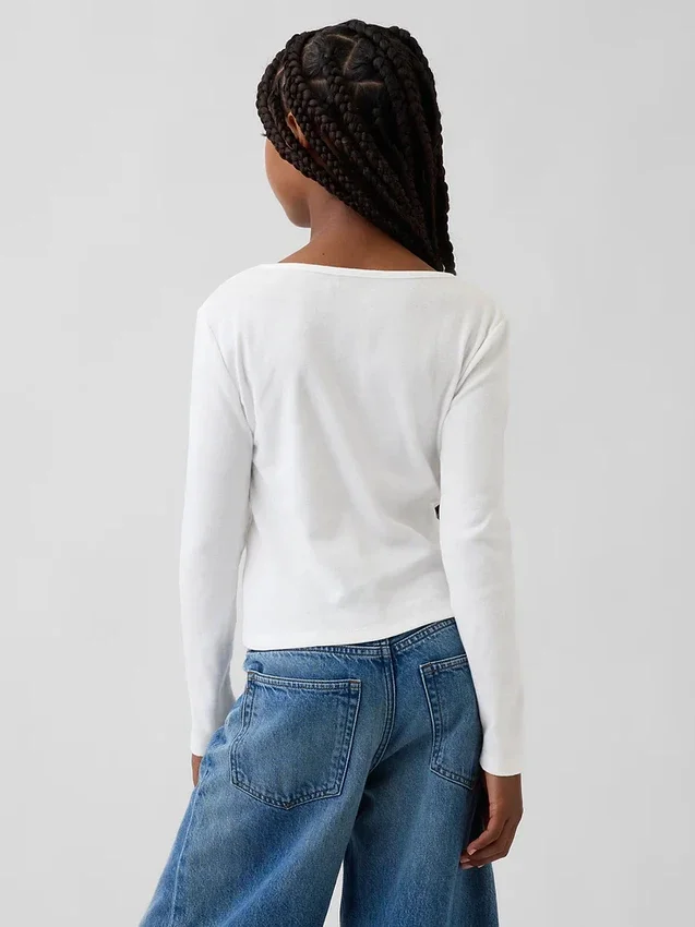 T-shirt per bambini con fiocco incrociato sul davanti