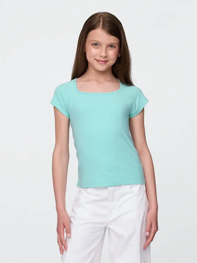 T-shirt per bambini con scollo quadrato