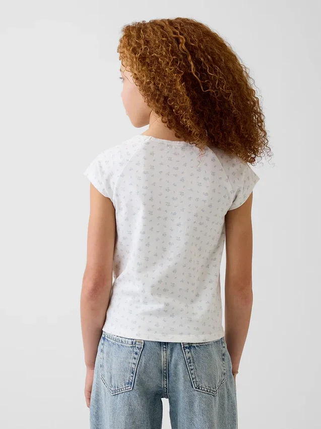 T-shirt per bambini con scollo quadrato
