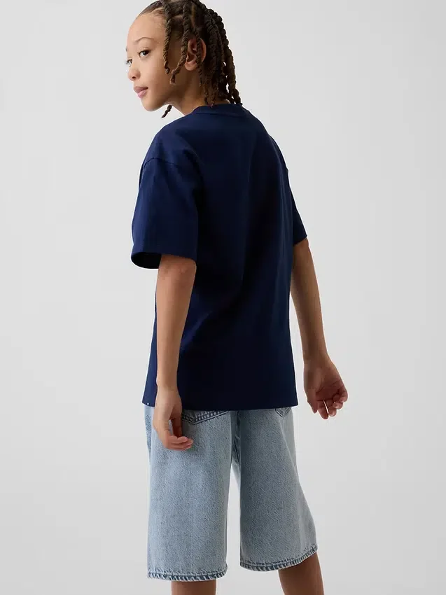 T-shirt per bambini in jersey di cotone pesante, vestibilità comoda, con Gap Logo