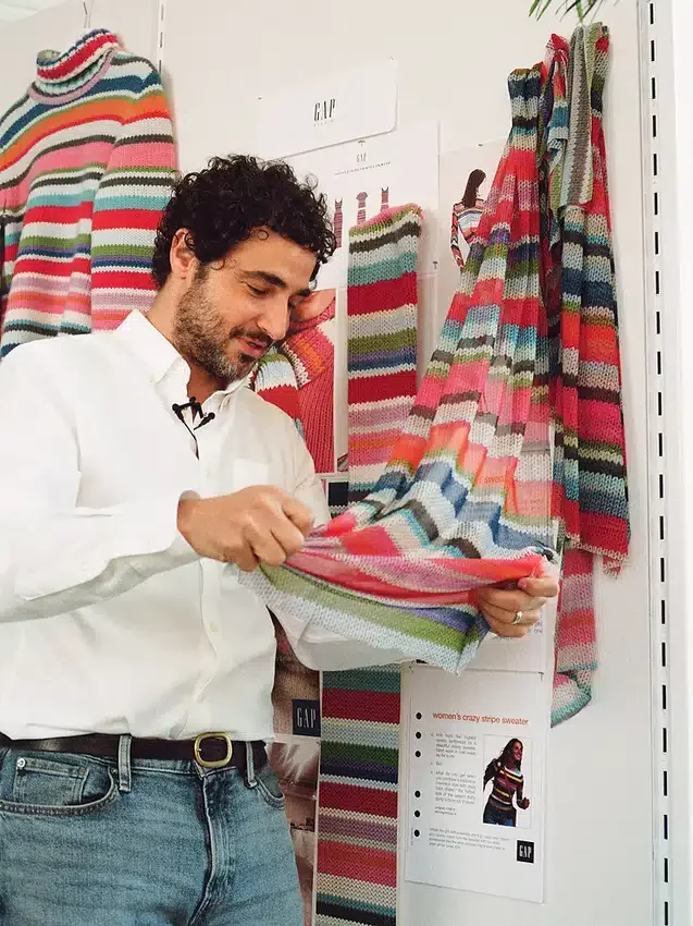 T-shirt trasparente a righe "Happy Stripe" di Gapstudio