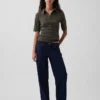 T-shirt utility moderna con maniche al gomito
