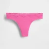 Tanga in cotone biologico elasticizzato con bordi in pizzo