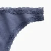 Tanga in morbidissimo cotone biologico elasticizzato con bordi in pizzo