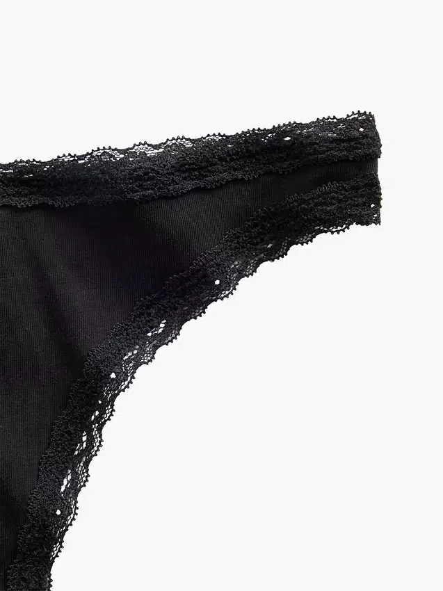 Tanga in morbidissimo cotone biologico elasticizzato con bordi in pizzo