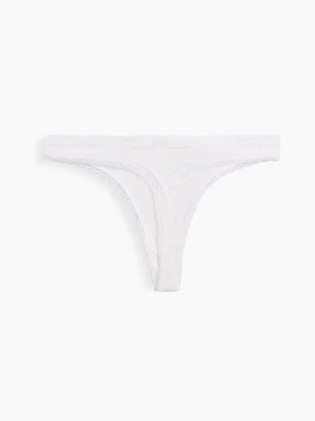 Tanga in morbidissimo cotone biologico elasticizzato con bordi in pizzo