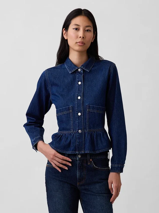 Top aderente in denim con peplo