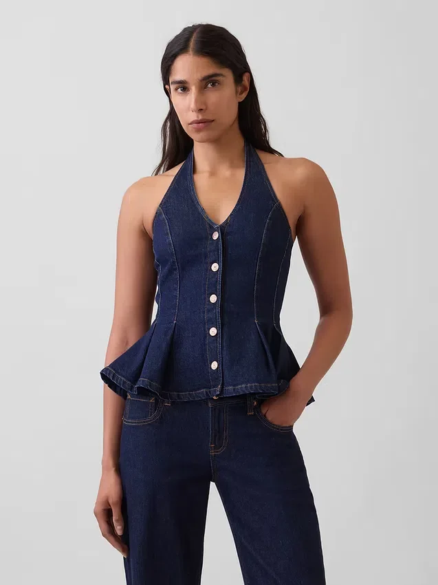 Top aderente in denim con scollo all’americana e peplo