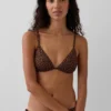 Top bikini a triangolo con lacci