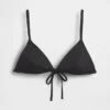 Top bikini a triangolo con lacci