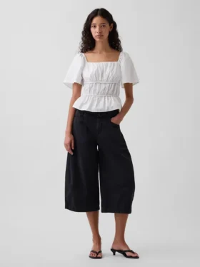 Top con peplo e scollo quadrato