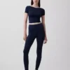 Top corto avvolgente reversibile GapFit Smooth