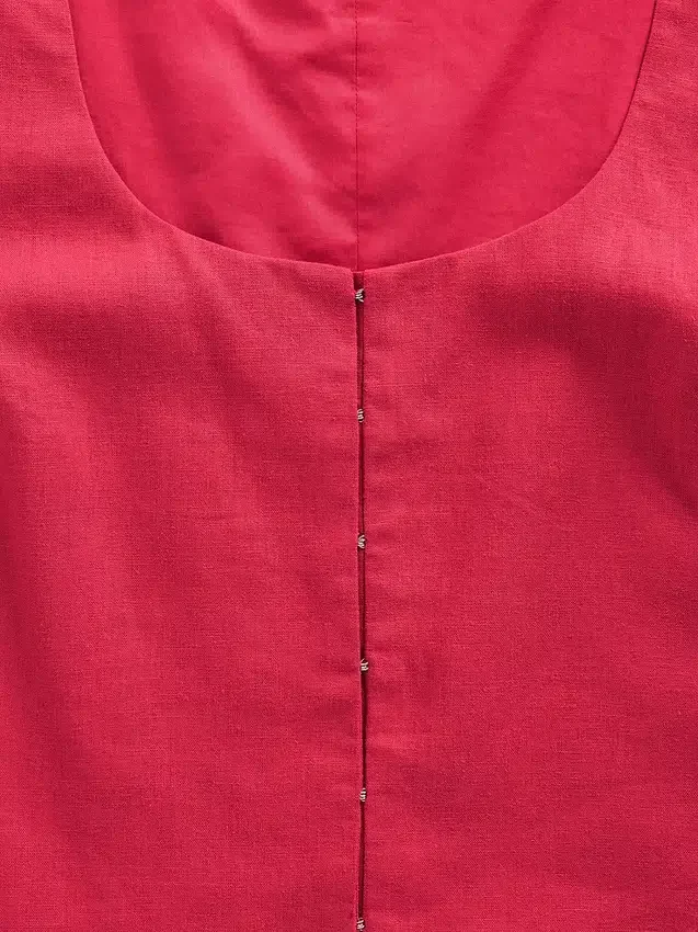 Top corto con chiusura a ganci in misto lino