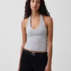 Top corto con scollo all’americana in maglia fitta