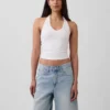Top corto con scollo all’americana in maglia fitta