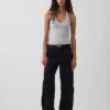 Top corto con scollo all’americana in maglia fitta