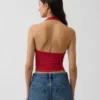 Top corto con scollo all’americana in maglia fitta