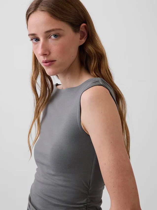 Top corto in jersey a maglia fitta con arricciature