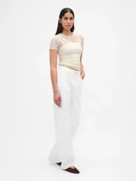 Top in rete con pizzo floreale