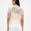 Top in rete con pizzo floreale