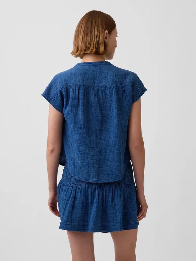 Top oversize in denim di garza di cotone con scollo a V