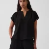 Top oversize in garza di cotone con scollo a V