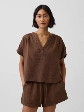 Top oversize in garza di cotone con scollo a V