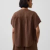 Top oversize in garza di cotone con scollo a V