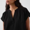 Top oversize in garza di cotone con scollo a V