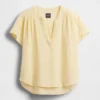 Top oversize in garza di cotone con scollo a V