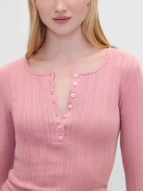 Top pigiama GAP × Summer Fridays con collo Henley a maglia pointelle