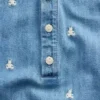 Tuta corta in denim per neonati con ricamo dell’orsetto Brannan