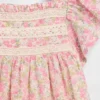 Vestito a fiori con maniche svolazzanti per neonato & bebè