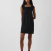 Vestito con carré all’uncinetto in misto lino