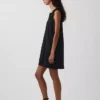 Vestito con carré all’uncinetto in misto lino