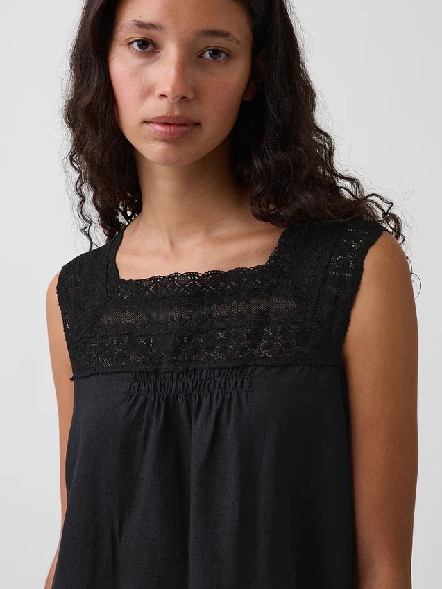 Vestito con carré all’uncinetto in misto lino