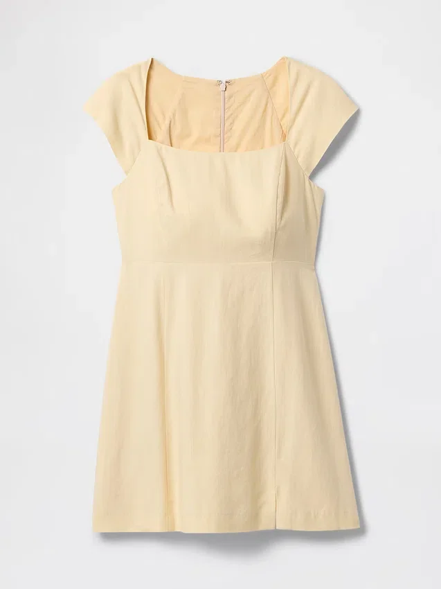 Vestito con maniche ad aletta in misto lino