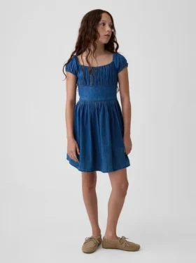 Vestito in denim per bambina con maniche a sbuffo