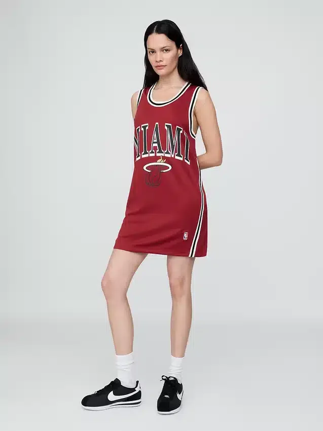 Vestito in jersey riciclato dei Miami Heat (NBA)