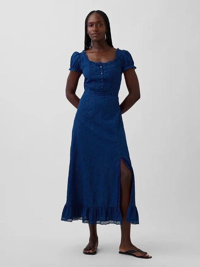 Vestito lungo con maniche a sbuffo ricamate