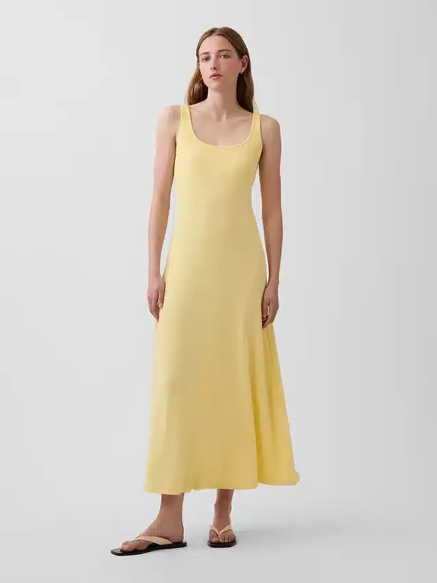 Vestito lungo moderno a scollo quadrato a costine