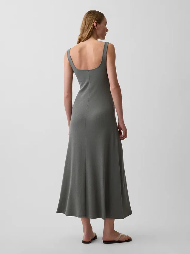 Vestito lungo moderno a scollo quadrato a costine
