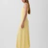 Vestito lungo moderno a scollo quadrato a costine